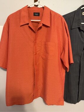 Haggar Men's Short-Sleeve XL Button Down Bundle Dark Grey andOrange
